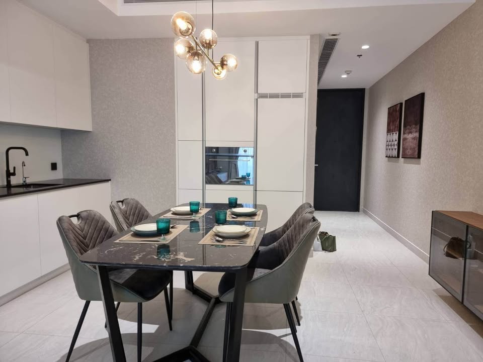 Luxury 2-bed, 2-bath, 98 sqm condo at Tait Sathorn 12, for rent at 120,000 THB/month. Near BTS Chong Nonsi & BTS Surasak. Fully furnished. Call now!