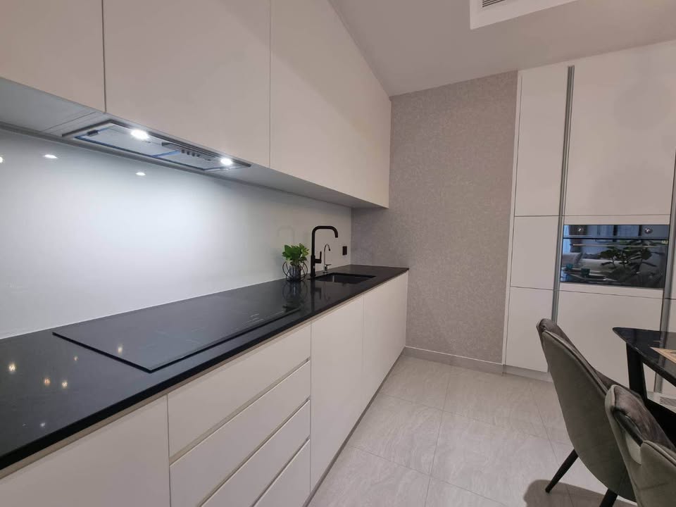 Luxury 2-bed, 2-bath, 98 sqm condo at Tait Sathorn 12, for rent at 120,000 THB/month. Near BTS Chong Nonsi & BTS Surasak. Fully furnished. Call now!