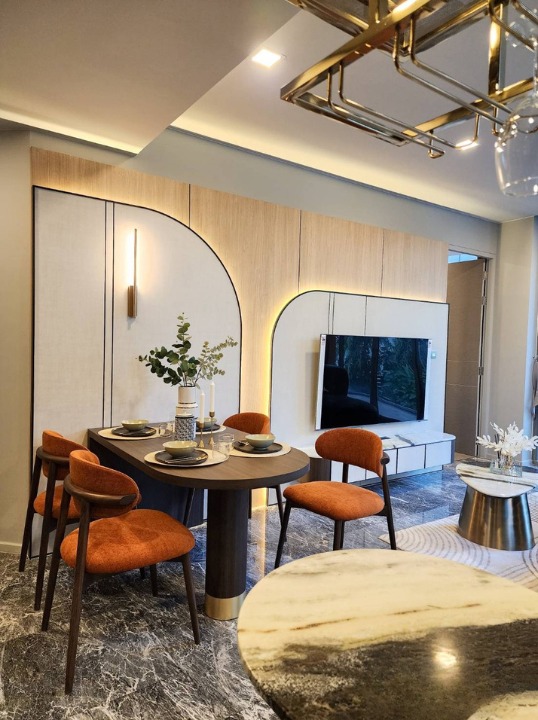 Spacious 2-bed 2-bath 90 sqm condo at Ashton Residence 41 for rent at ฿85,000/month. Fully equipped, near BTS Phrom Phong. Contact us for a viewing!