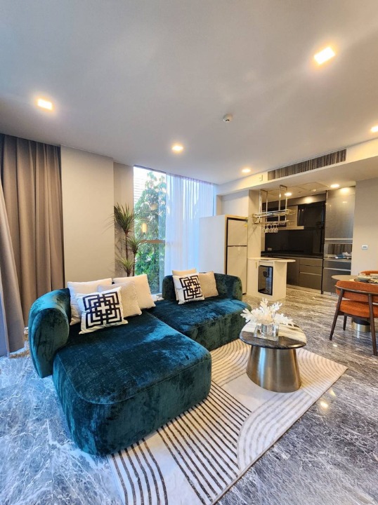 Spacious 2-bed 2-bath 90 sqm condo at Ashton Residence 41 for rent at ฿85,000/month. Fully equipped, near BTS Phrom Phong. Contact us for a viewing!