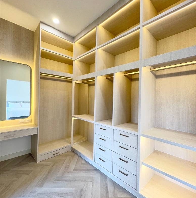 Rent this spacious 4-bedroom, 4-bathroom townhouse in Pridi Panomyong 42. 250 sqm with modern design and private garden. Available for 110,000 THB/month