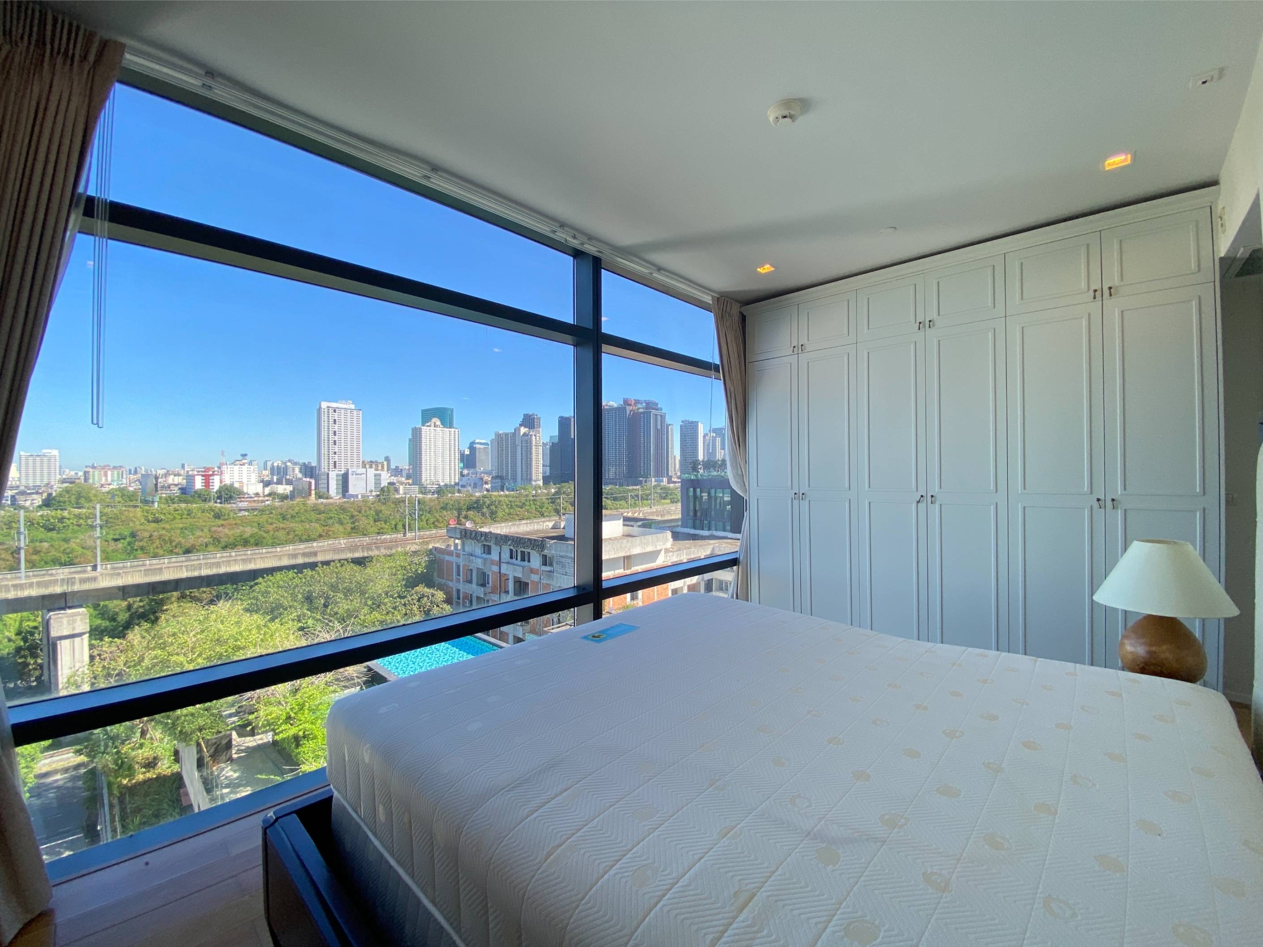 Luxurious 2-bed, 2-bath condo at Circle Living, 78.09 sqm, for rent at 55,000 THB/month. Fully furnished, with city views and modern amenities.