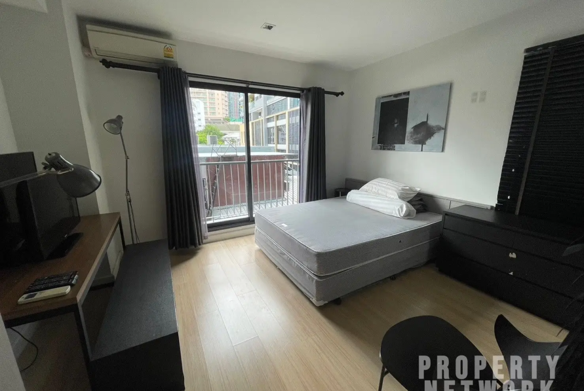 2-Bedroom, 2-Bathroom Condo, 68 sqm, 30,000 THB/month at The Seed Mingle Sathorn Suanplu, Near BTS Sala Daeng - For Rent