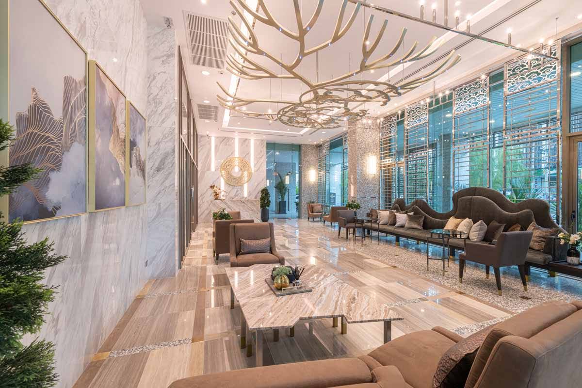 Modern 2-BR Condo at Supalai Oriental Sukhumvit 39, 82 sqm, high-floor, rent at 45,000 THB/month. Prime location with top amenities. Ready 1st March.