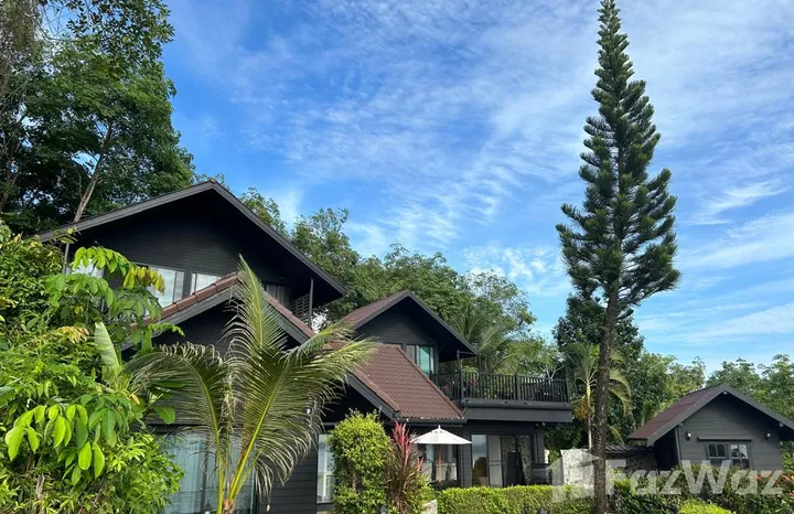 Luxury 6-bed, 6-bath beachfront villa at The Cape Residences, Phuket. 3,920 sqm of elegance with infinity pool, private beach & world-class amenities. ฿506M.