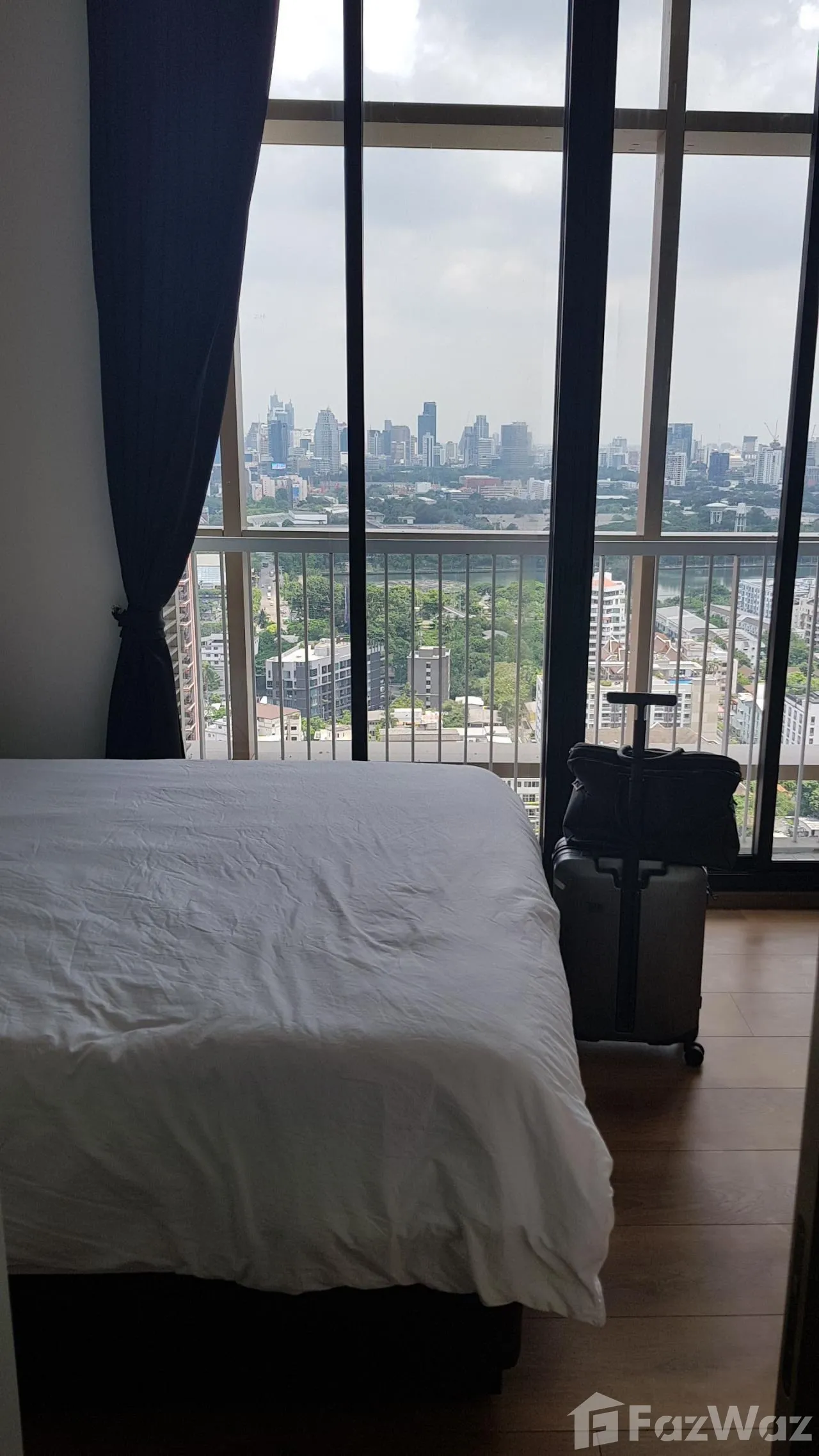 Spacious 2-bed, 2-bath, 53 sqm condo at Park Origin Phrom Phong for sale at ฿13.9M. Prime Sukhumvit 24 location with luxury amenities and BTS access..