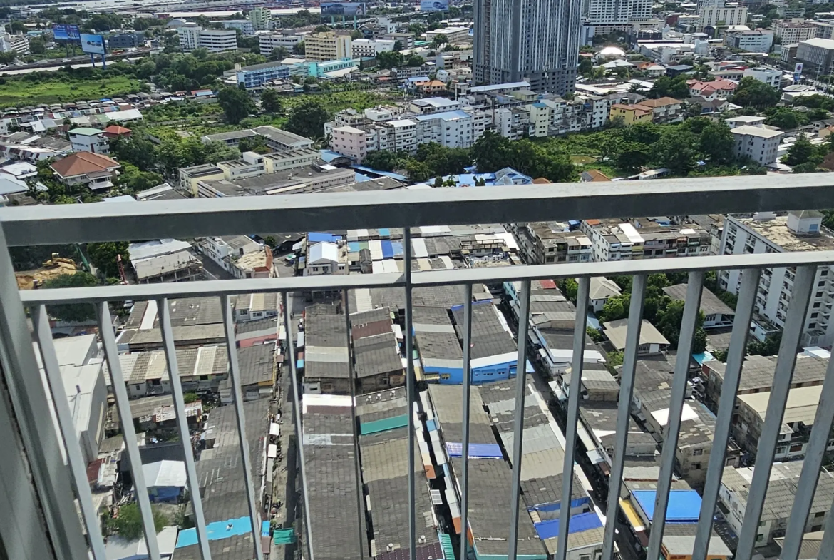 1-bedroom, 1-bathroom 38.33sqm condo at ASPIRE Sukhumvit 48 near BTS Phra Khanong. For sale at 3.5M THB. Prime location with luxury amenities. Contact us now!