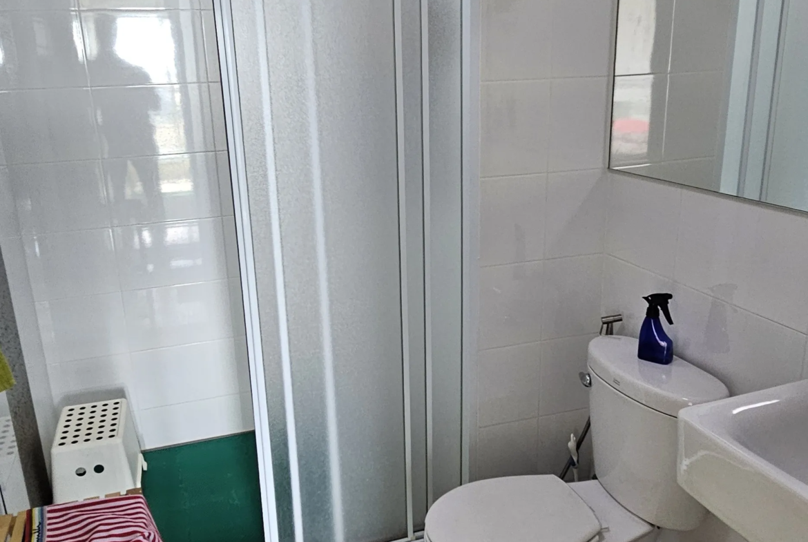 1-bedroom, 1-bathroom 38.33sqm condo at ASPIRE Sukhumvit 48 near BTS Phra Khanong. For sale at 3.5M THB. Prime location with luxury amenities. Contact us now!