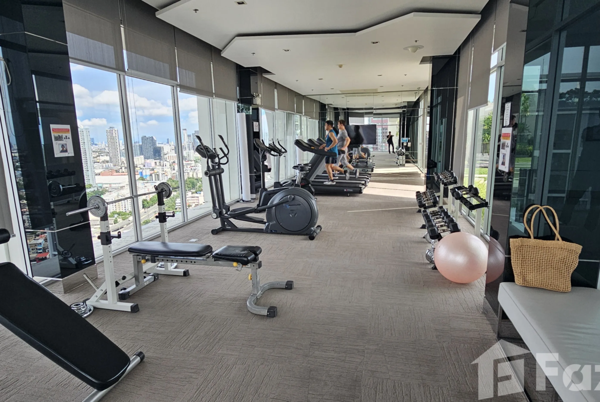 1-bedroom, 1-bathroom 38.33sqm condo at ASPIRE Sukhumvit 48 near BTS Phra Khanong. For sale at 3.5M THB. Prime location with luxury amenities. Contact us now!