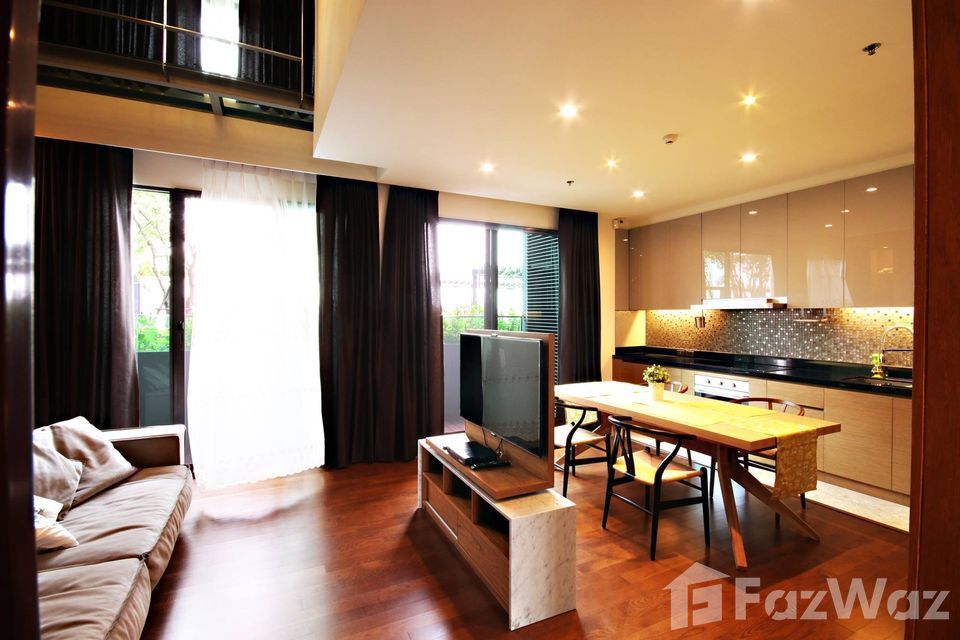 Luxury 2-bed, 4-bath, 150 sqm condo at Noble Remix 2 for sale at ฿32M. Prime Thonglor location, BTS access, maid's room, and stunning city views.