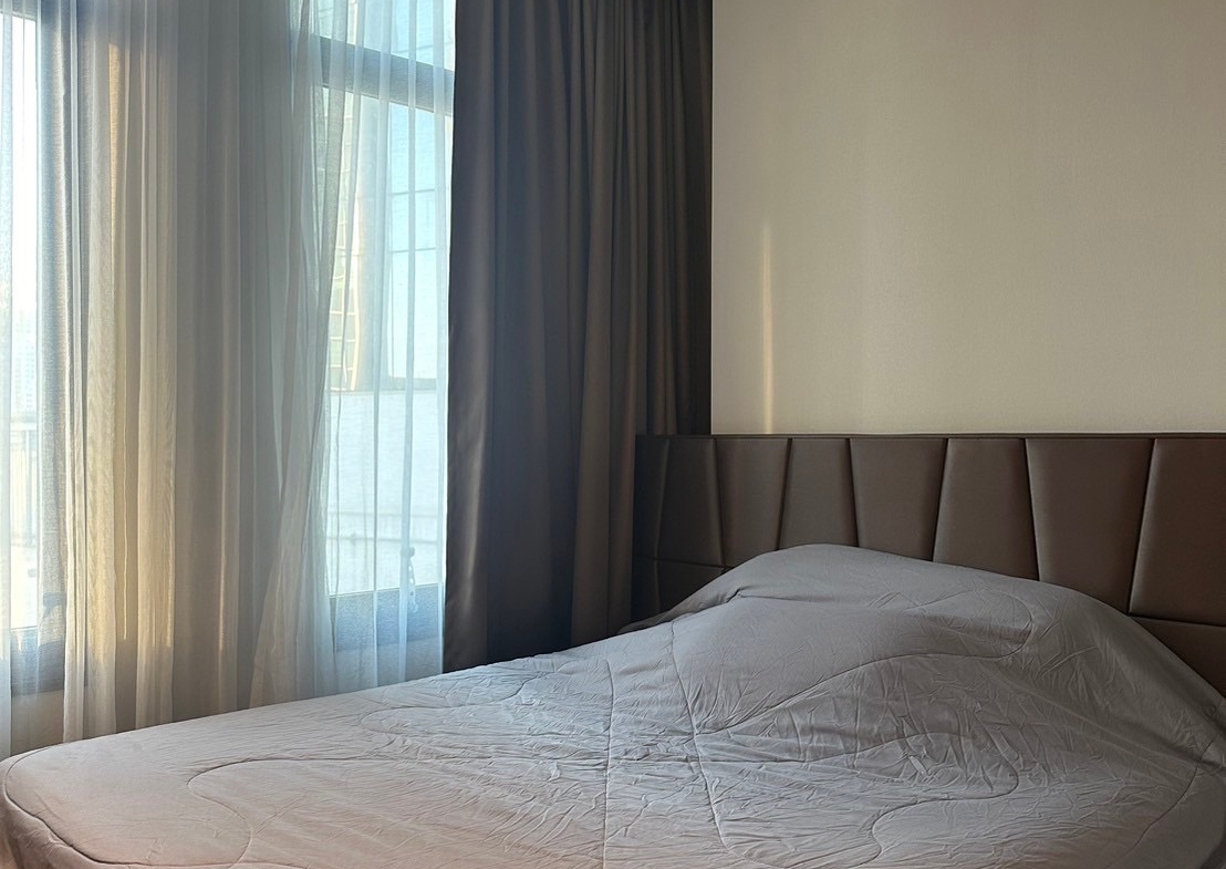 2-Bed, 2-Bath, 83.43 sqm Condo at The Diplomat 39 for Rent 72,000 THB or Sale 27,000,000 THB, 300m to BTS Phrom Phong, Luxury Sukhumvit Living.
