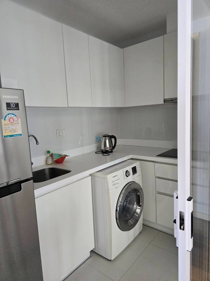 Stylish 2-bedroom condo for rent at Condolette Ize Ratchathewi, fully furnished, 80 sqm, near BTS Ratchathewi. Rent: 43,000 THB/month. Call now!