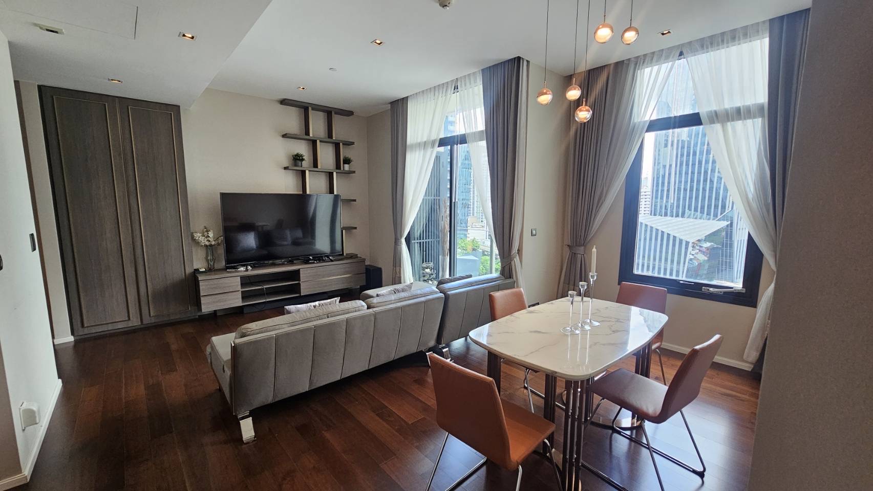 2-Bed, 2-Bath, 83.43 sqm Condo at The Diplomat 39 for Rent 72,000 THB or Sale 27,000,000 THB, 300m to BTS Phrom Phong, Luxury Sukhumvit Living.