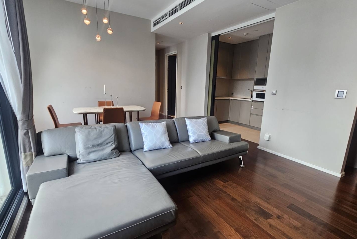 2-Bed, 2-Bath, 83.43 sqm Condo at The Diplomat 39 for Rent 72,000 THB or Sale 27,000,000 THB, 300m to BTS Phrom Phong, Luxury Sukhumvit Living.