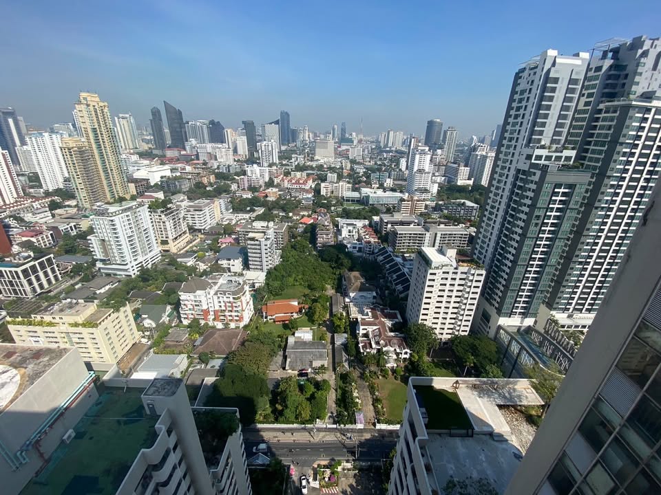 6-Bed, 6-Bath, 550.47 sqm Duplex for Rent at DS1 (D.S. Tower 1), Near Phrom Phong BTS, ฿120,000/month – Luxury Living in Sukhumvit, Bangkok