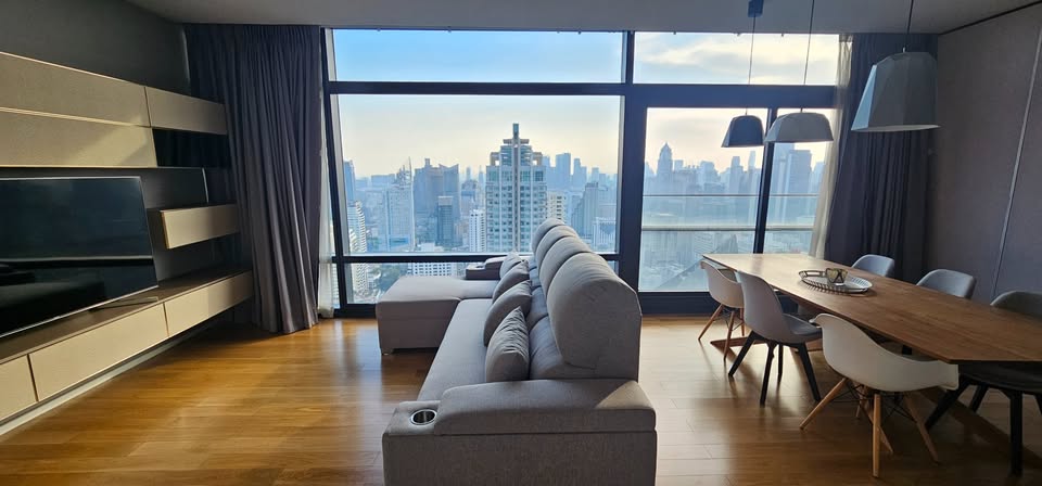 2-Bed, 2-Bath, 80 sqm Condo for Rent at Circle Living Prototype, Phetchaburi MRT, ฿60,000/month – Luxury Living with Stunning City Views in Bangkok