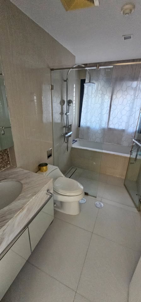 2-Bed, 2-Bath, 80 sqm Condo for Rent at Circle Living Prototype, Phetchaburi MRT, ฿60,000/month – Luxury Living with Stunning City Views in Bangkok