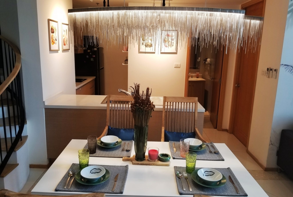 2-Bedroom, 2-Bathroom Duplex Condo, 108.9 sqm at The Empire Place, Sathon, Bangkok for Sale, 18,500,000 THB, Near BTS Chong Nonsi Station.