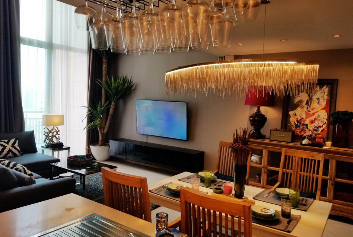 2-Bedroom, 2-Bathroom Duplex Condo, 108.9 sqm at The Empire Place, Sathon, Bangkok for Sale, 18,500,000 THB, Near BTS Chong Nonsi Station.