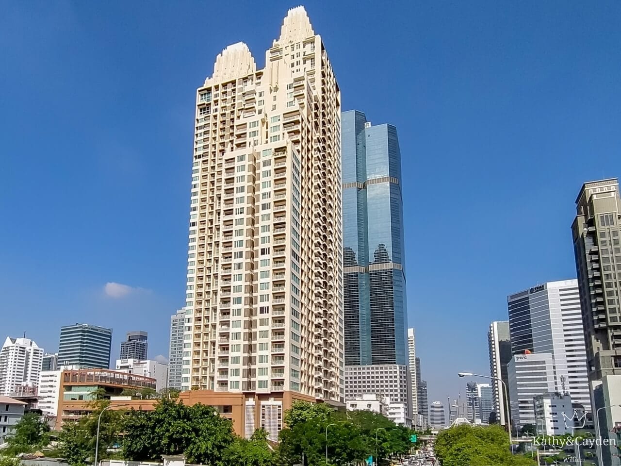 2-Bedroom, 2-Bathroom Duplex Condo, 108.9 sqm at The Empire Place, Sathon, Bangkok for Sale, 18,500,000 THB, Near BTS Chong Nonsi Station.