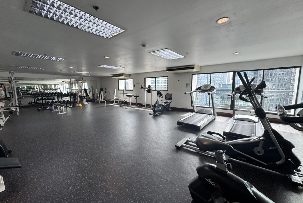 3-Bed, 2-Bath, 124.74 sqm Condo at Liberty Park 2, Sukhumvit 11 for Sale, 9.2M THB, 5-min Walk to BTS Nana