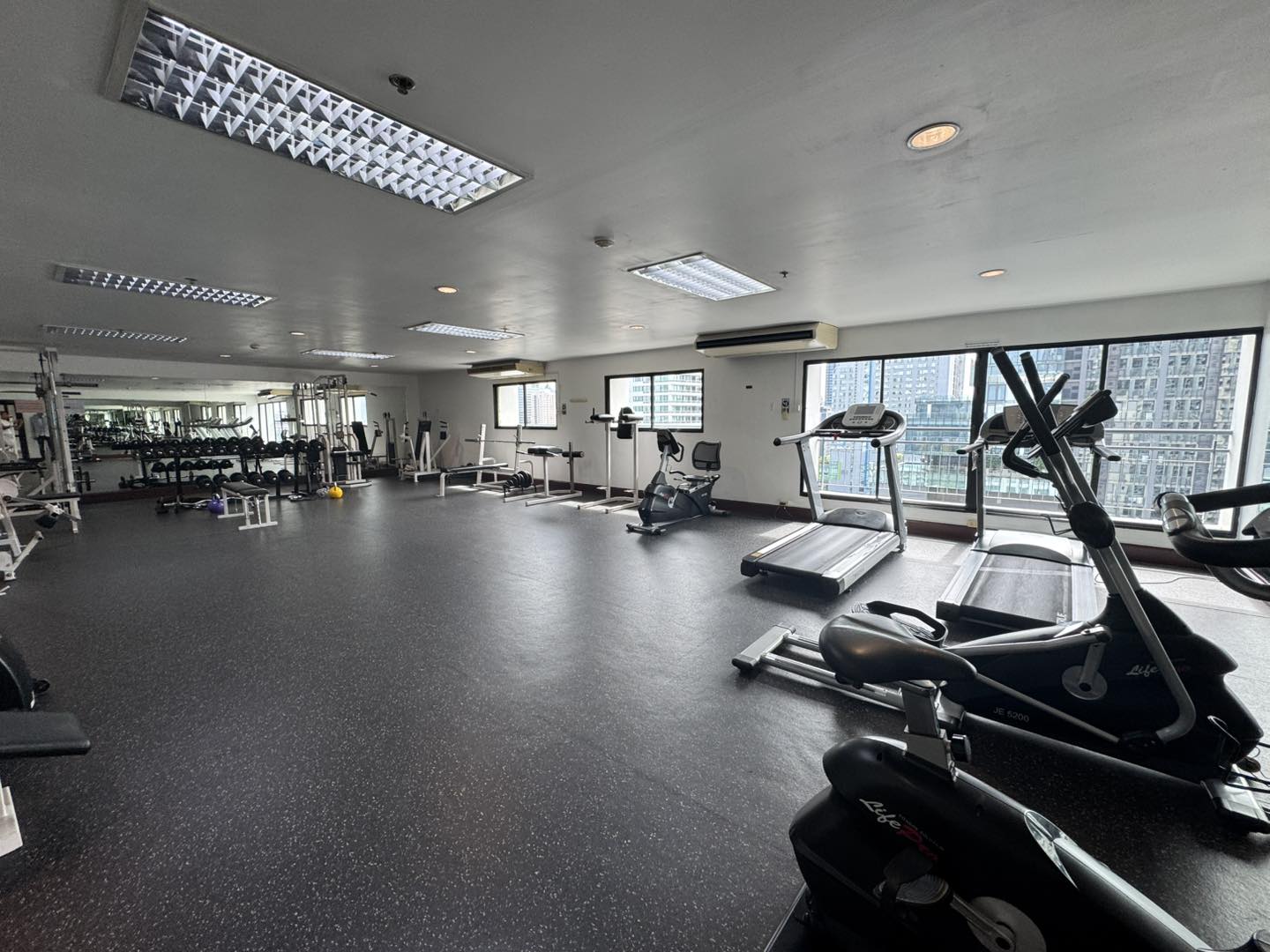 3-Bed, 2-Bath, 124.74 sqm Condo at Liberty Park 2, Sukhumvit 11 for Sale, 9.2M THB, 5-min Walk to BTS Nana