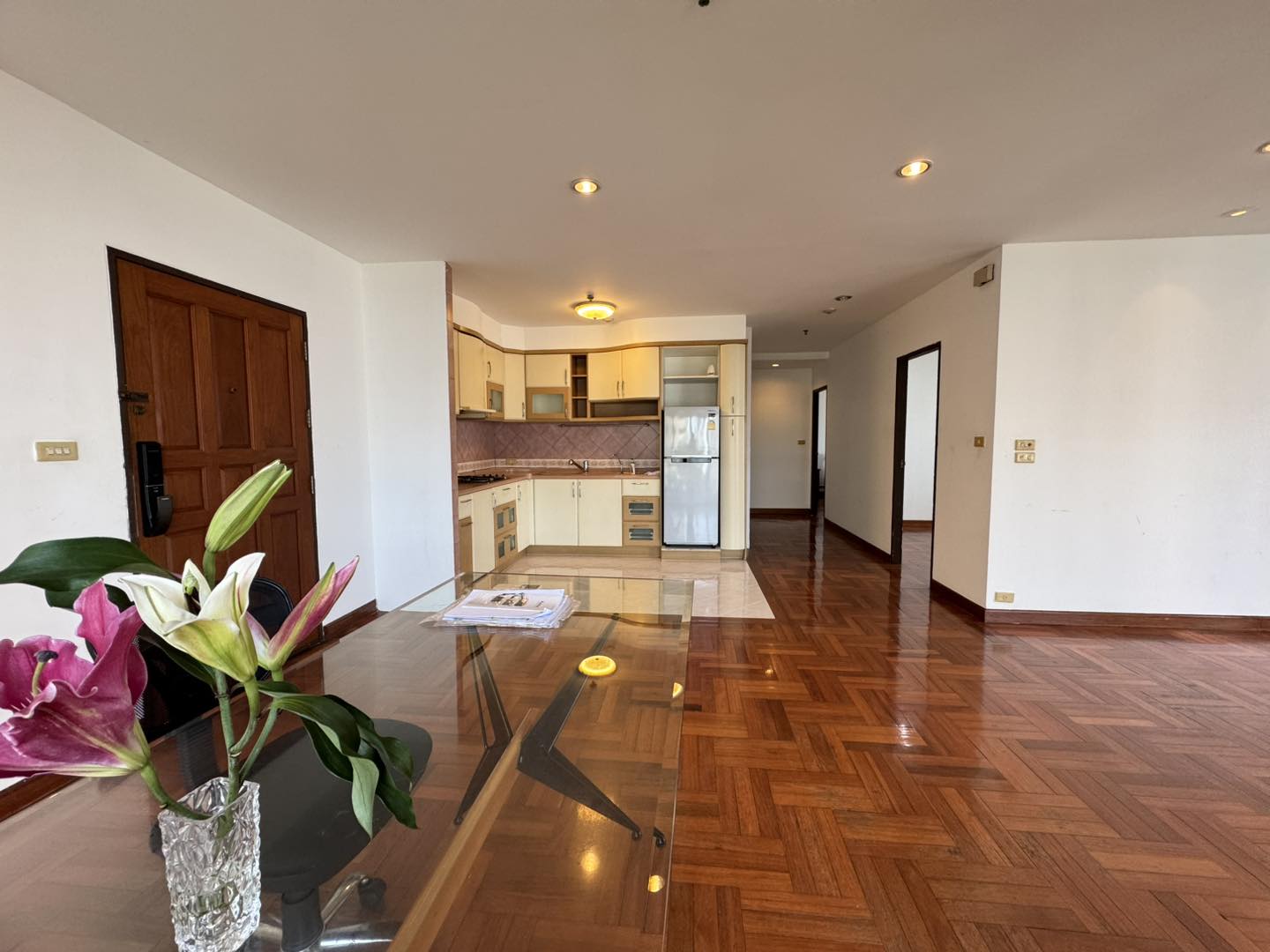 3-Bed, 2-Bath, 124.74 sqm Condo at Liberty Park 2, Sukhumvit 11 for Sale, 9.2M THB, 5-min Walk to BTS Nana