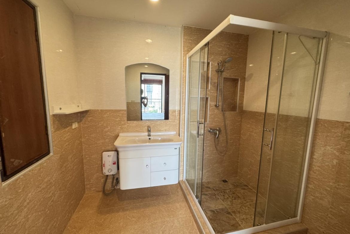 3-Bed, 2-Bath, 124.74 sqm Condo at Liberty Park 2, Sukhumvit 11 for Sale, 9.2M THB, 5-min Walk to BTS Nana