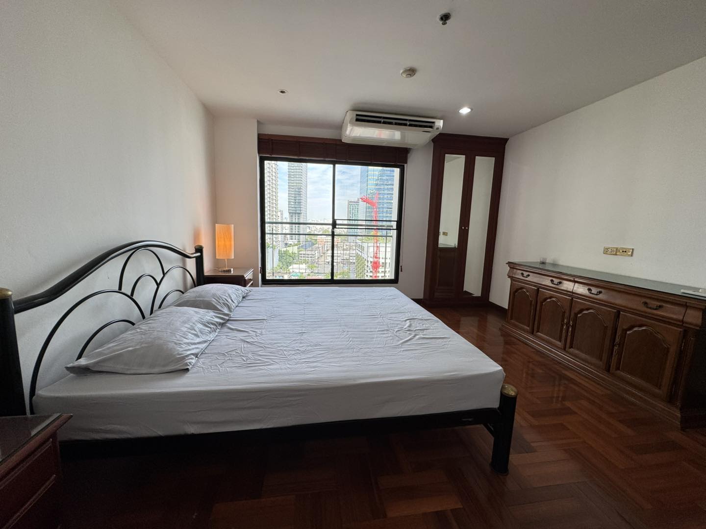 3-Bed, 2-Bath, 124.74 sqm Condo at Liberty Park 2, Sukhumvit 11 for Sale, 9.2M THB, 5-min Walk to BTS Nana