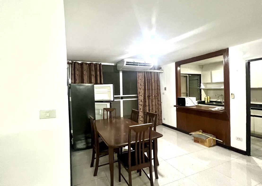 Elegant 3-bedroom condo at DS Tower 2 Sukhumvit 39 with spacious interiors, modern furnishings, and a high-floor city view, offering a luxury urban living experience.
