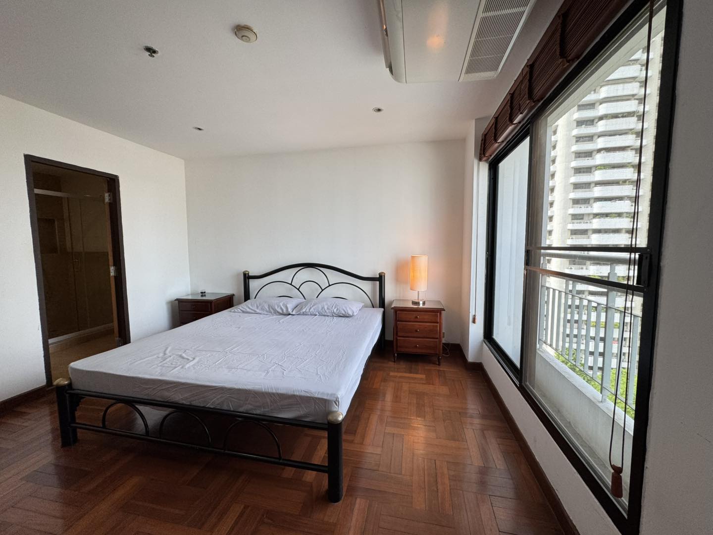 3-Bed, 2-Bath, 124.74 sqm Condo at Liberty Park 2, Sukhumvit 11 for Sale, 9.2M THB, 5-min Walk to BTS Nana