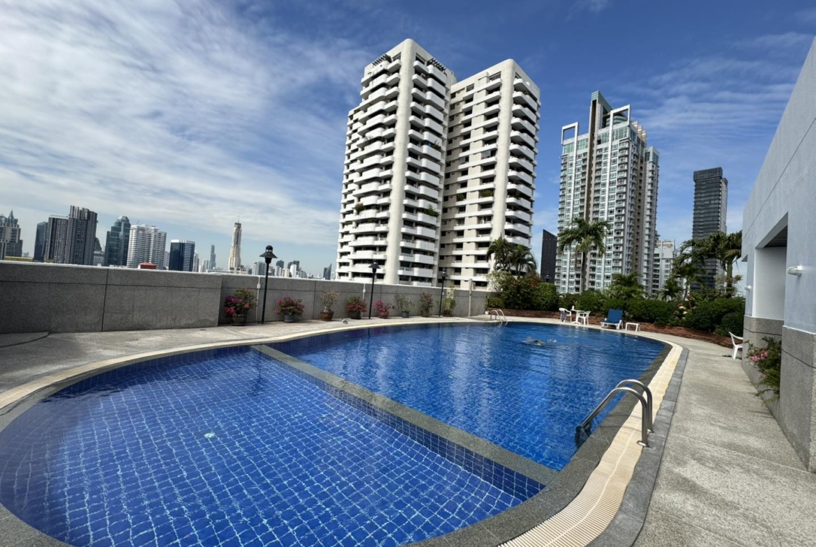 3-Bed, 2-Bath, 124.74 sqm Condo at Liberty Park 2, Sukhumvit 11 for Sale, 9.2M THB, 5-min Walk to BTS Nana