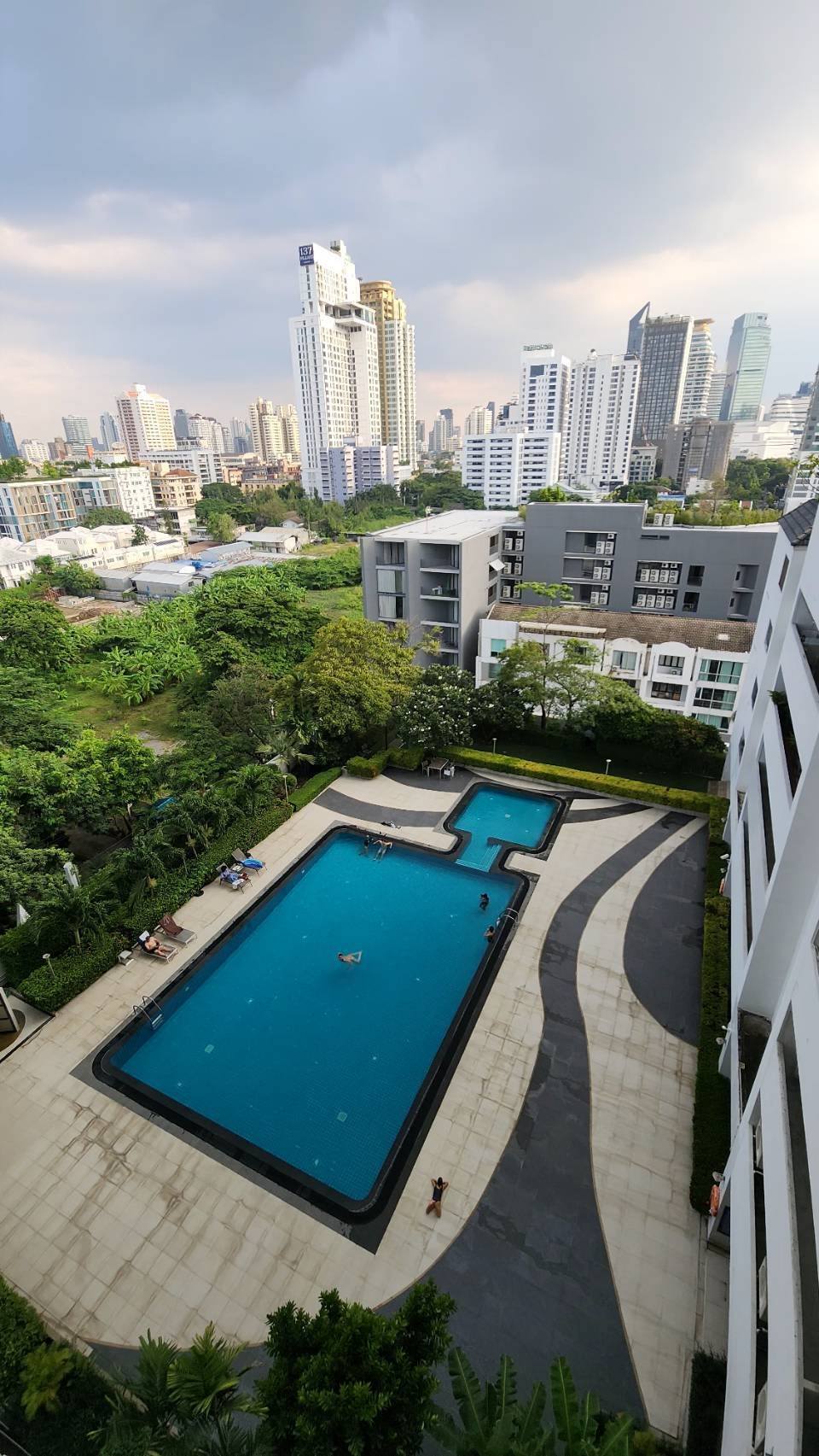 Elegant 3-bedroom condo at DS Tower 2 Sukhumvit 39 with spacious interiors, modern furnishings, and a high-floor city view, offering a luxury urban living experience.