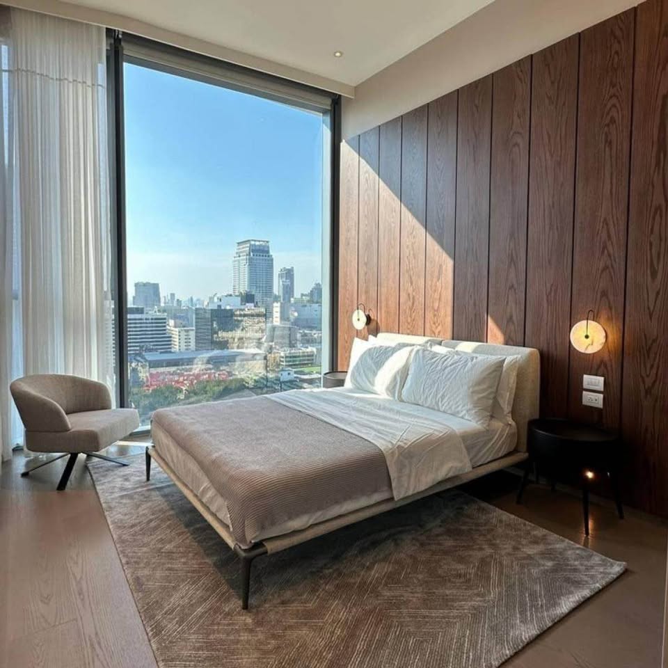 2-Bed, 3-Bath, 154 sqm Condo at Scope Langsuan for Rent, 390K THB/month, 5-min Walk to Chidlom BTS
