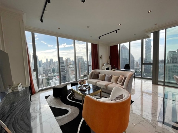 2-Bedroom, 2-Bathroom Condo at Kraam Sukhumvit 26, 121.4 sqm, For Rent ฿150,000/month, Near BTS Phrom Phong, Luxury Living with City Views