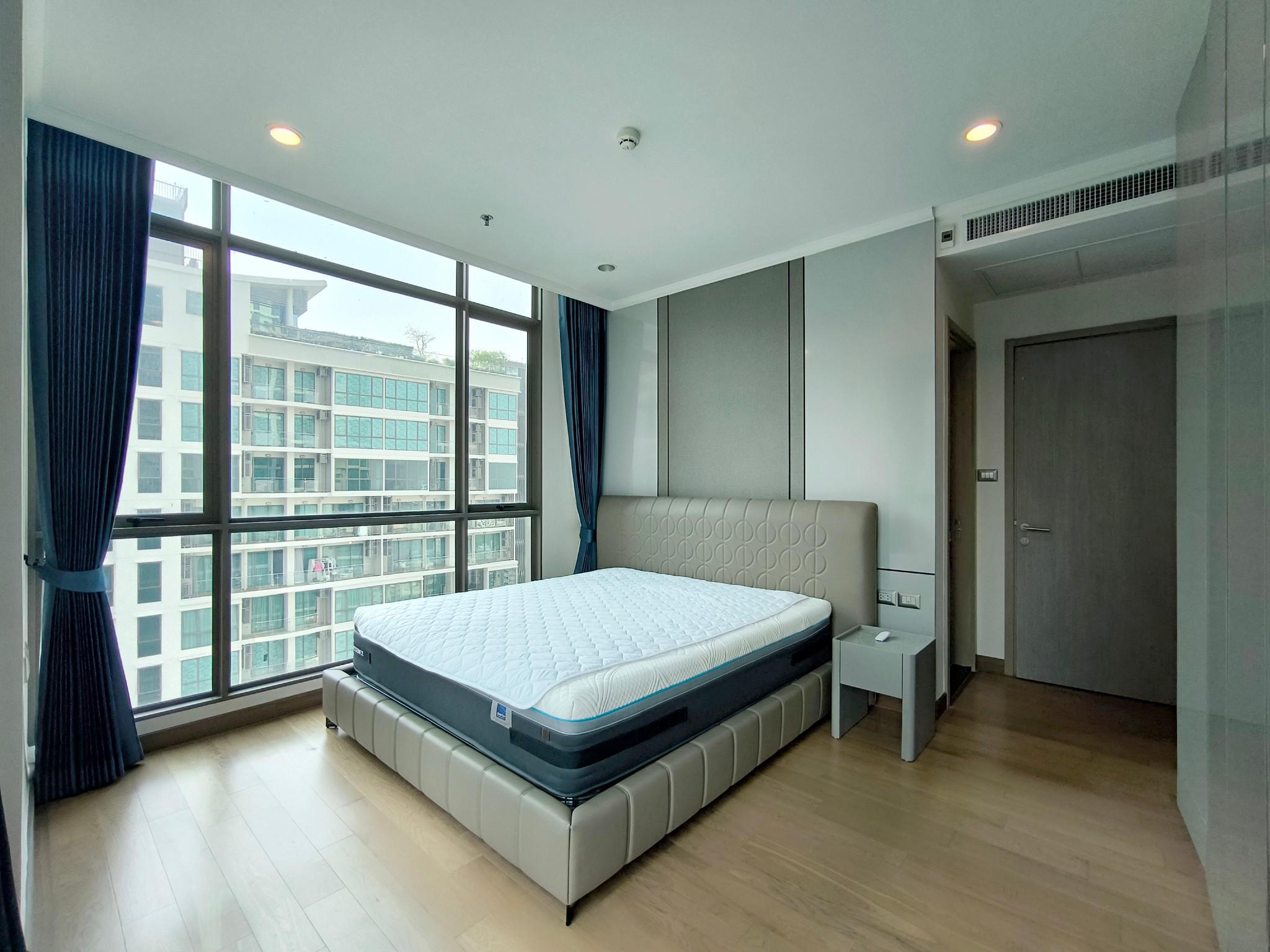 2-Bed, 2-Bath, 77 sqm Condo at Supalai Oriental Sukhumvit 39 for Rent 60,000 THB, Near BTS Phrom Phong, Luxurious Living in Central Bangkok.
