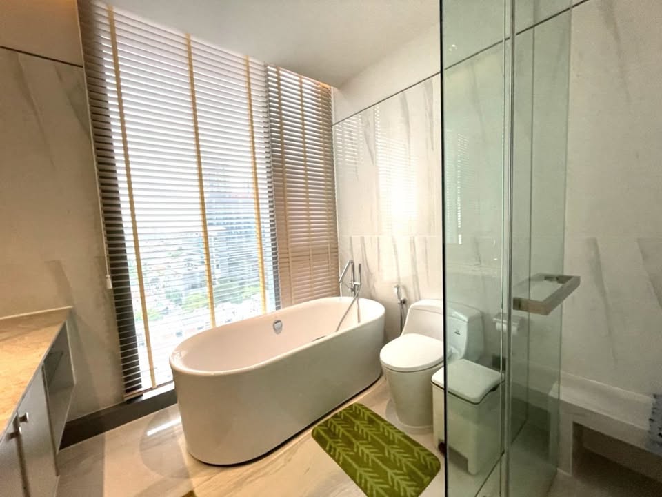 2-Bed, 2-Bath Condo for Rent at Kraam Sukhumvit 26, 100 sqm, ฿120,000/month, Near BTS Phrom Phong, Luxury Living in Bangkok's Prime Location.