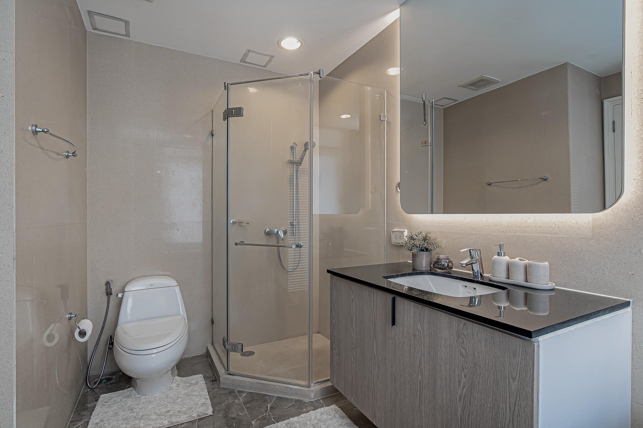 4-Bed, 3-Bath, 164 sqm Condo at Hampton Thonglor 10, Rent 120K/ Sale 32M, Near BTS Thonglor, Fully Furnished, Luxury Living in Bangkok’s Prime Area