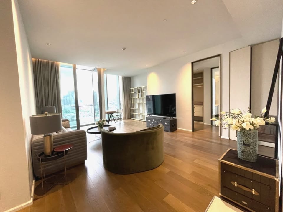 2-Bed, 2-Bath Condo for Rent at Kraam Sukhumvit 26, 100 sqm, ฿120,000/month, Near BTS Phrom Phong, Luxury Living in Bangkok's Prime Location.