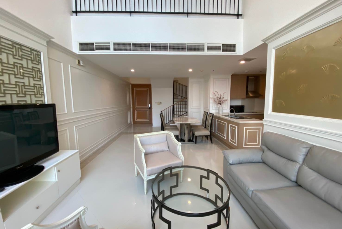 Luxury duplex 2-bed, 2-bath 120 sqm condo at The Empire Place, Sathorn. Pet-friendly, near BTS Chong Nonsi. For rent at ฿60,000/month. Contact us today!
