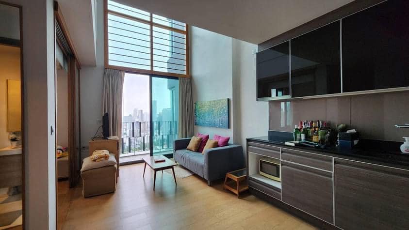 Luxury 2-bed, 2-bath duplex 86 sqm condo at Keyne by Sansiri, next to BTS Thonglor. High floor, fully furnished. For rent ฿58,000/month. Contact us today!