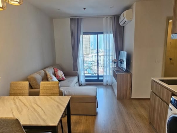 2-Bed, 1-Bath Condo for Rent at Life Rama 4 - Asoke, 47.3 sqm, ฿45,000/month, Near MRT Queen Sirikit, Modern Living in Central Bangkok