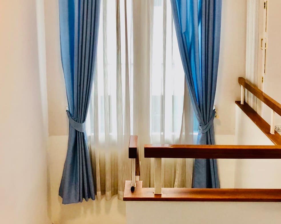 Spacious 3-bed, 4-bath detached house for rent in Bangna, 220 sqm, newly renovated with full furnishings. Located in Siwalee Bangna project. Rent: 39,500 THB/month.