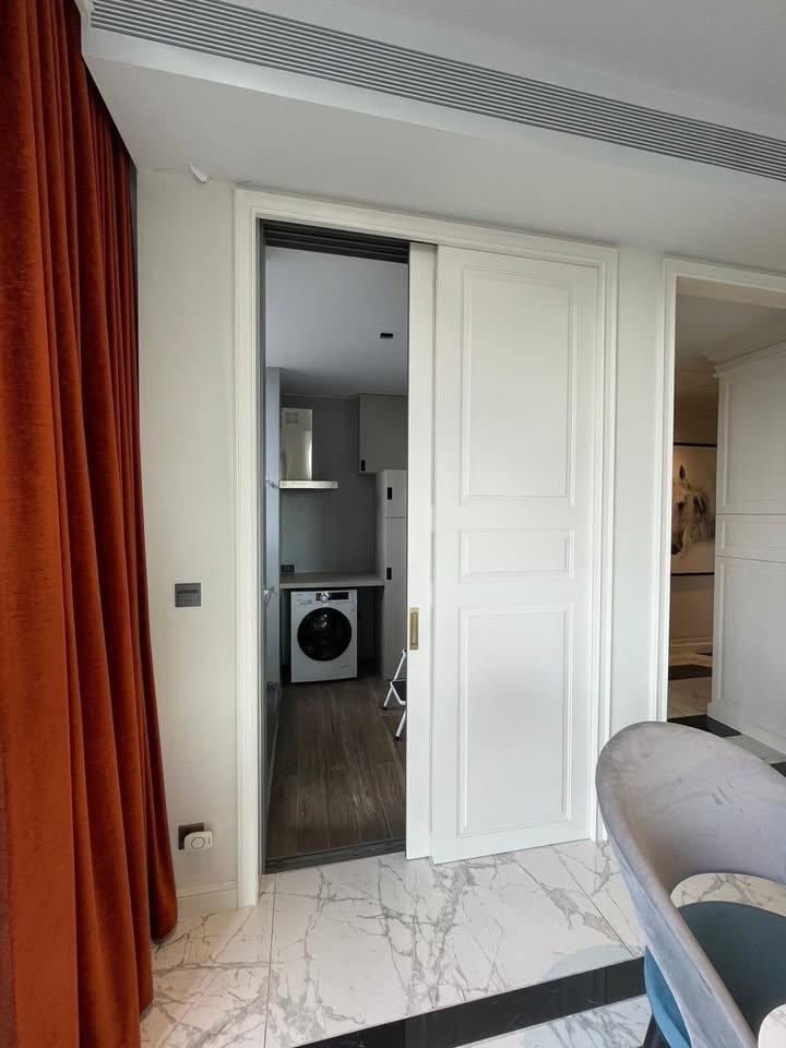 2-Bedroom, 2-Bathroom Condo at Kraam Sukhumvit 26, 121.4 sqm, For Rent ฿150,000/month, Near BTS Phrom Phong, Luxury Living with City Views