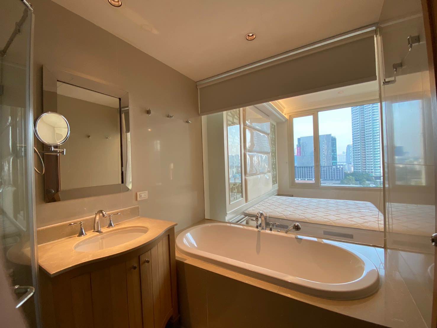 Luxury duplex 2-bed, 2-bath 120 sqm condo at The Empire Place, Sathorn. Pet-friendly, near BTS Chong Nonsi. For rent at ฿60,000/month. Contact us today!