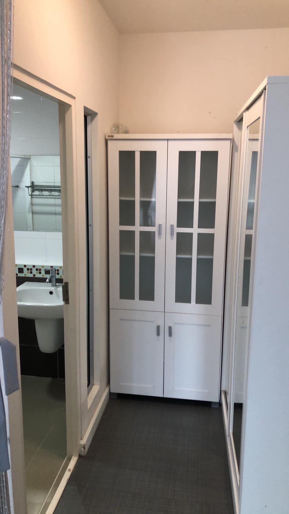 Spacious 3-bed, 4-bath detached house for rent in Bangna, 220 sqm, newly renovated with full furnishings. Located in Siwalee Bangna project. Rent: 39,500 THB/month.