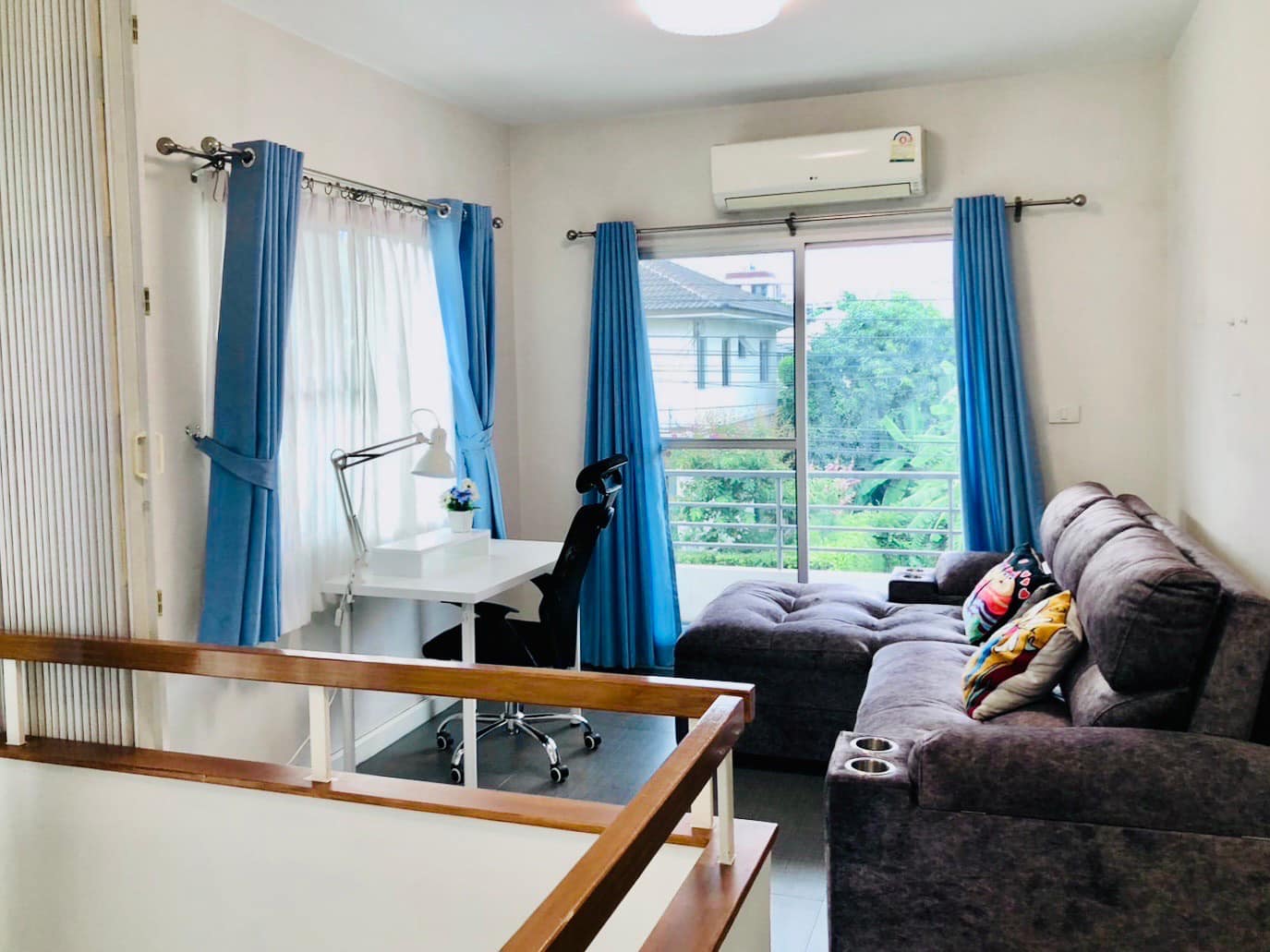 Spacious 3-bed, 4-bath detached house for rent in Bangna, 220 sqm, newly renovated with full furnishings. Located in Siwalee Bangna project. Rent: 39,500 THB/month.