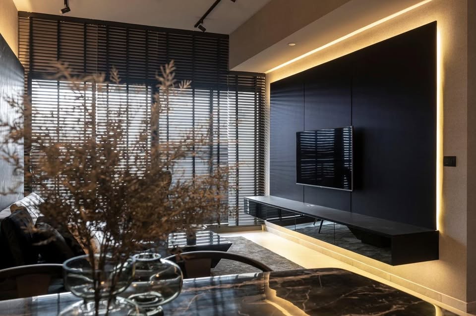 2-Bed, 1-Bath, 75 sqm Condo for Rent at The Lofts Asoke, ฿68,000/month, Near Phetchaburi MRT, Fully Furnished, Available February 21, 2025