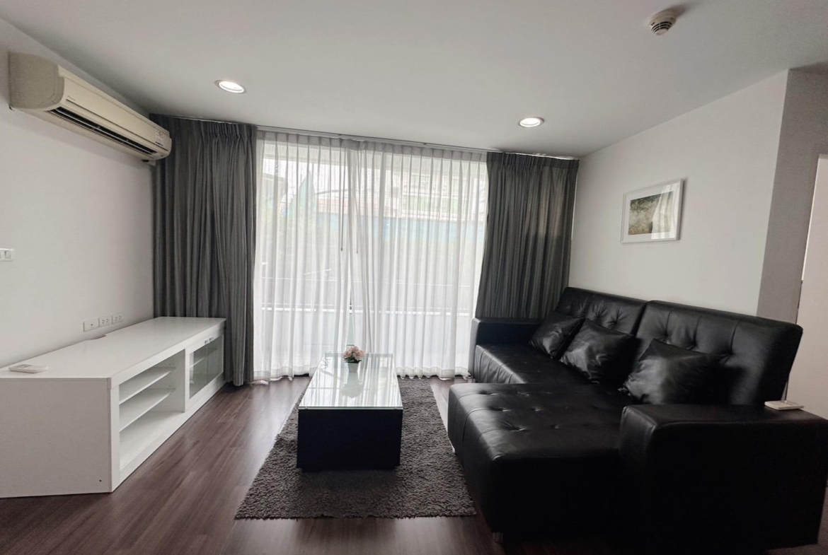 2-Bedroom, 2-Bathroom Condo, 70 sqm at D65 Sukhumvit Soi 65, Near Ekkamai BTS, For Rent 30,000 THB/month