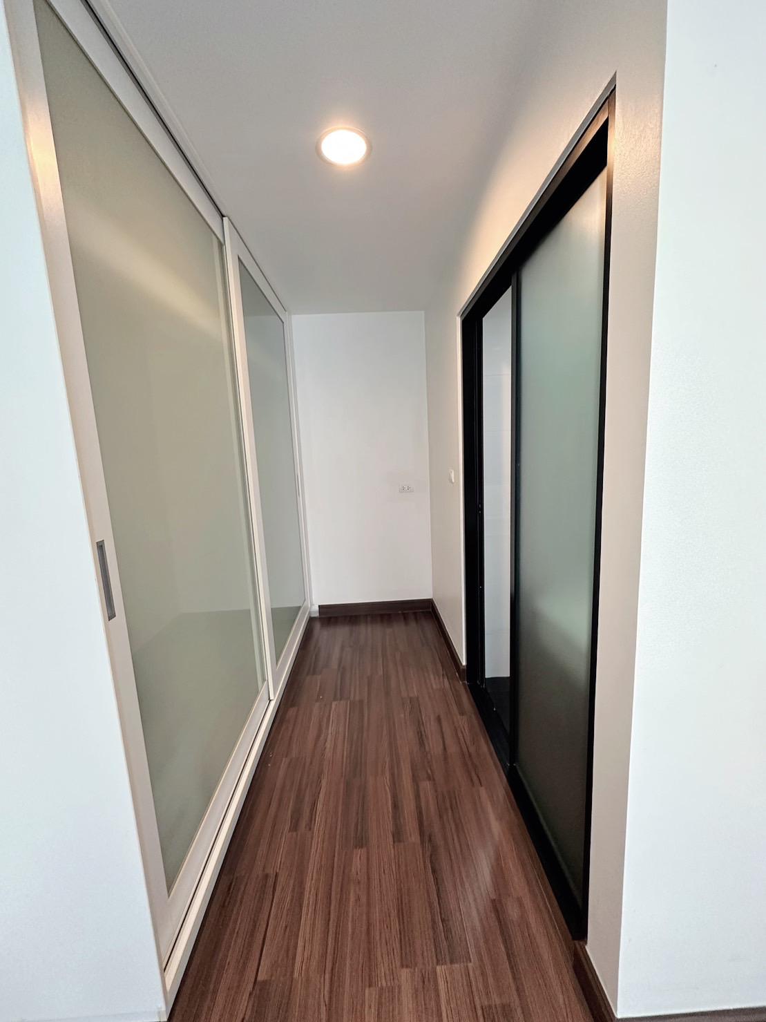 2-Bedroom, 2-Bathroom Condo, 70 sqm at D65 Sukhumvit Soi 65, Near Ekkamai BTS, For Rent 30,000 THB/month
